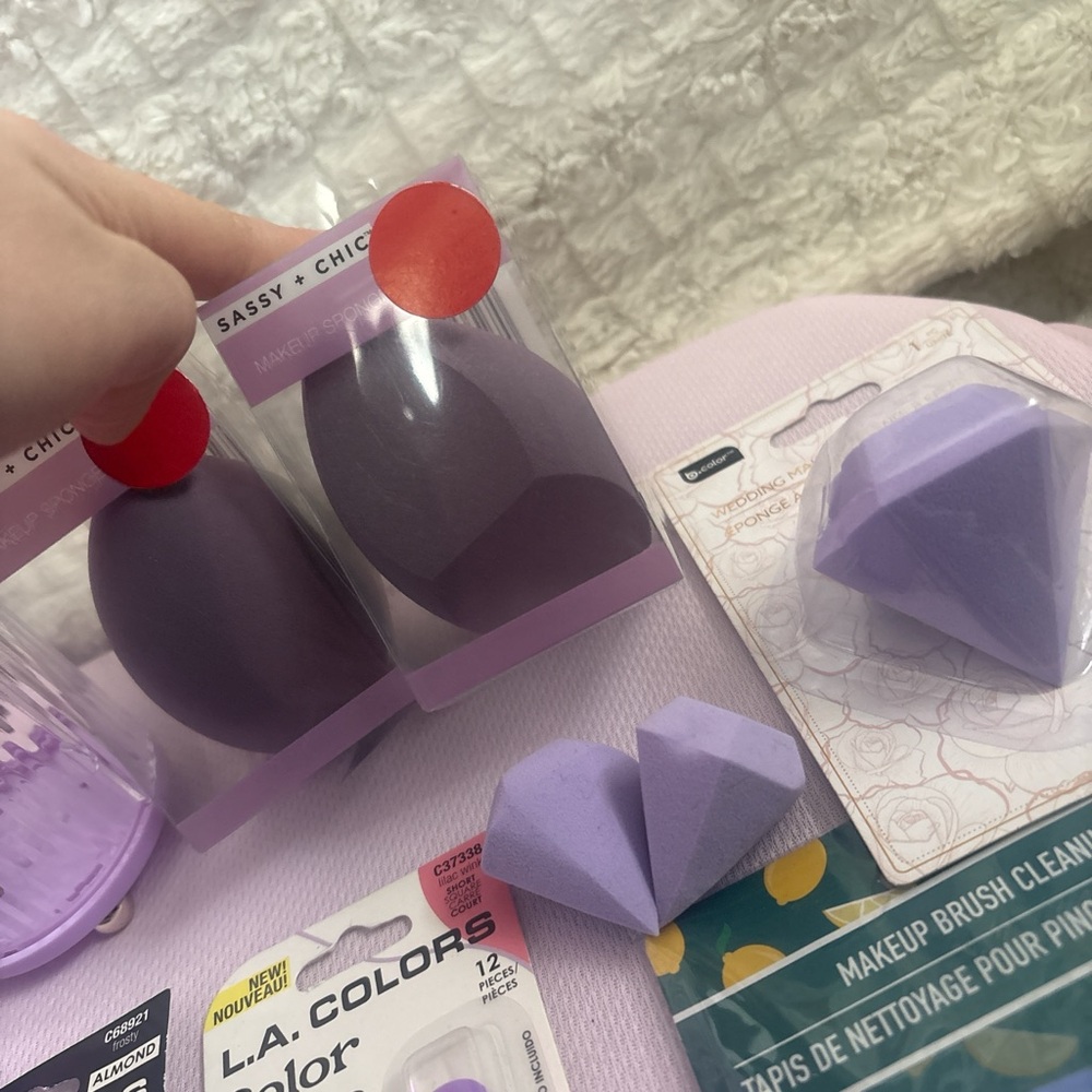 Purple and blue make up cosmetics bundle - Picture 3 of 5
